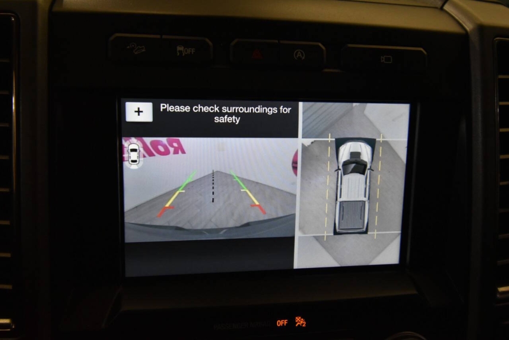 2017 Ford F-150 Raptor 4x4 4dr SuperCrew 5.5 ft. SB, Gray, Mileage: 120,225 - photo 23