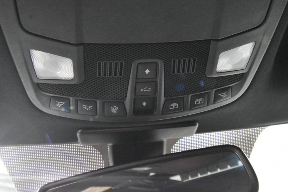 2017 Ford F-150 Raptor 4x4 4dr SuperCrew 5.5 ft. SB, Gray, Mileage: 120,225 - photo 24