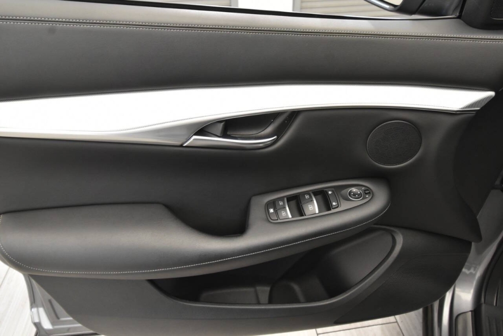 2020 Infiniti QX50, Gray, Mileage: 48,914 - photo 12