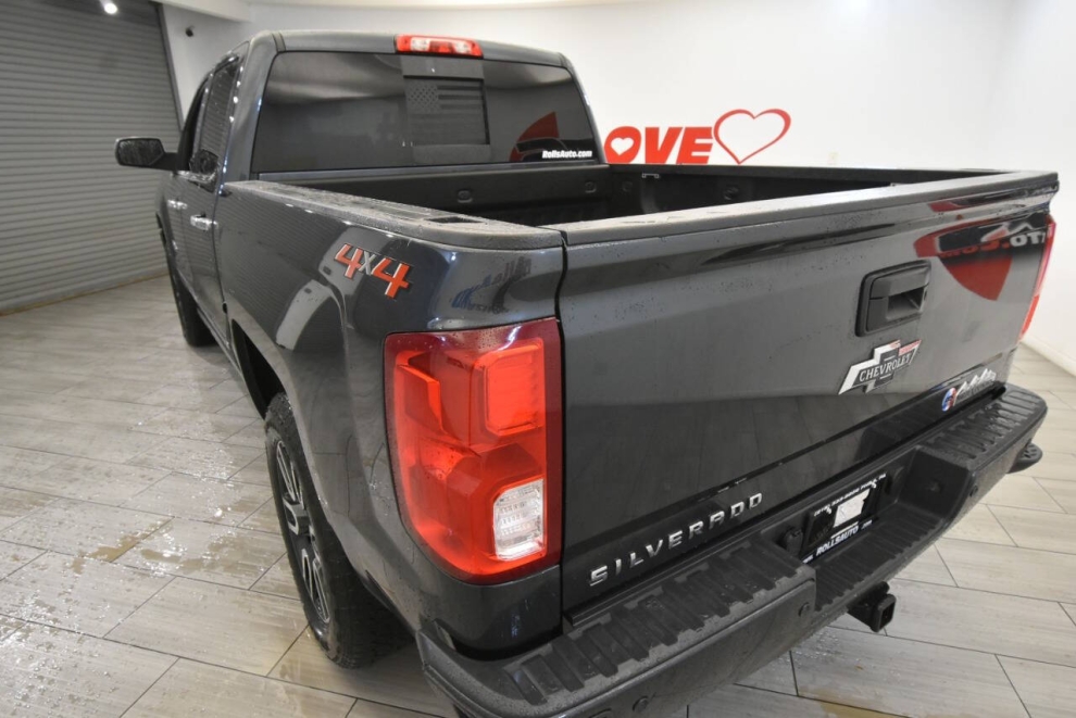 2018 Chevrolet Silverado 1500 High Country, Gray, Mileage: 91,906 - photo 2