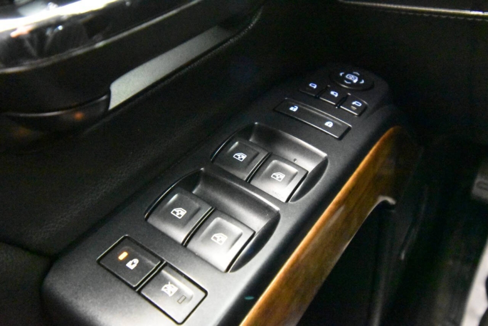 2018 Chevrolet Silverado 1500 High Country, Gray, Mileage: 91,906 - photo 31