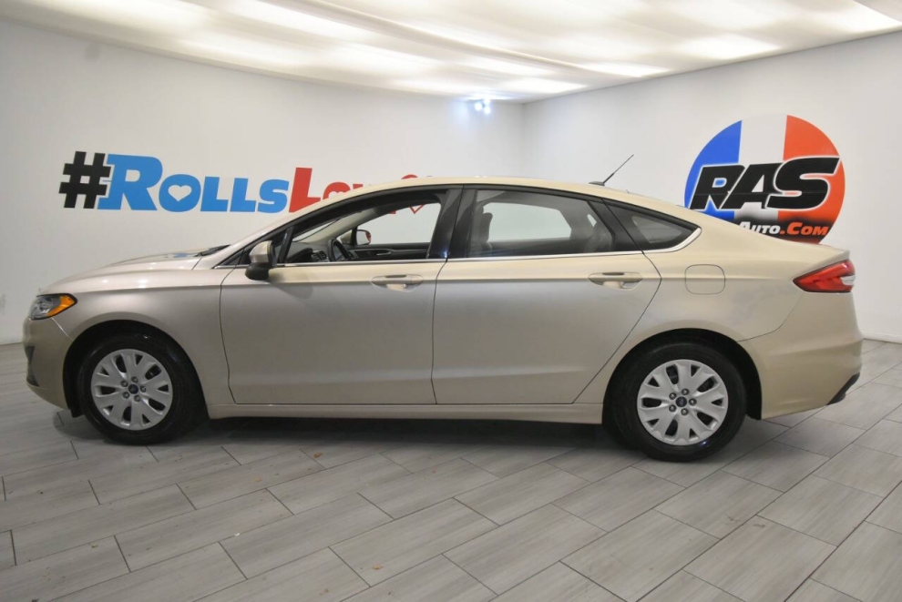 2019 Ford Fusion S 4dr Sedan, Beige, Mileage: 44,023 - photo 1