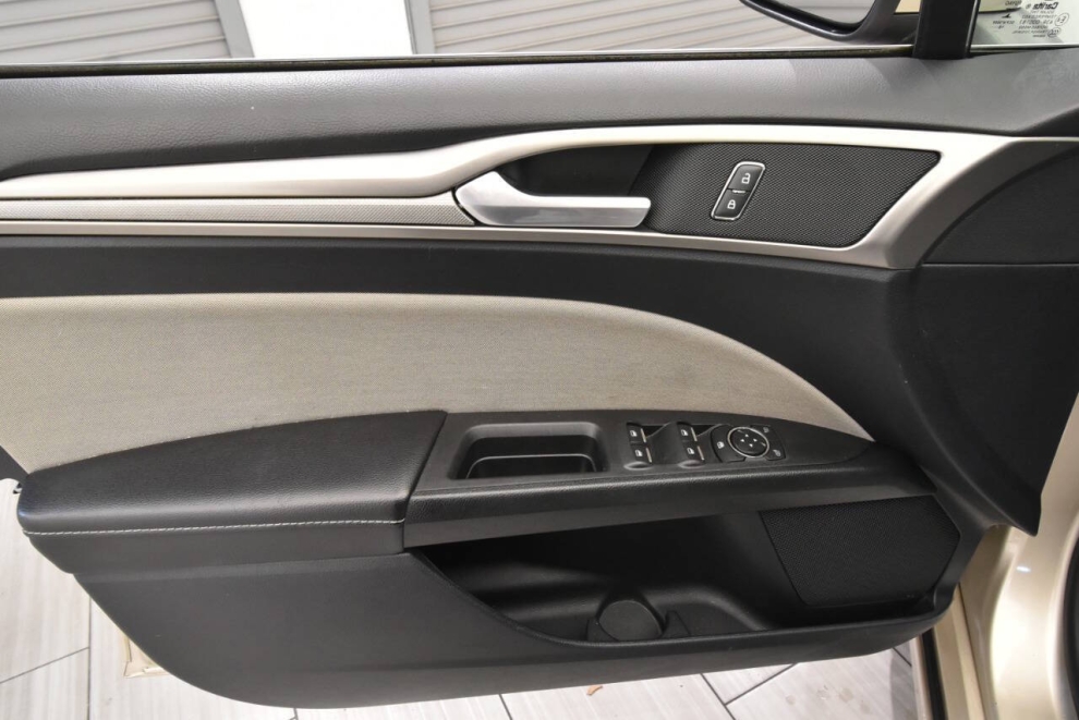 2019 Ford Fusion S 4dr Sedan, Beige, Mileage: 44,023 - photo 12