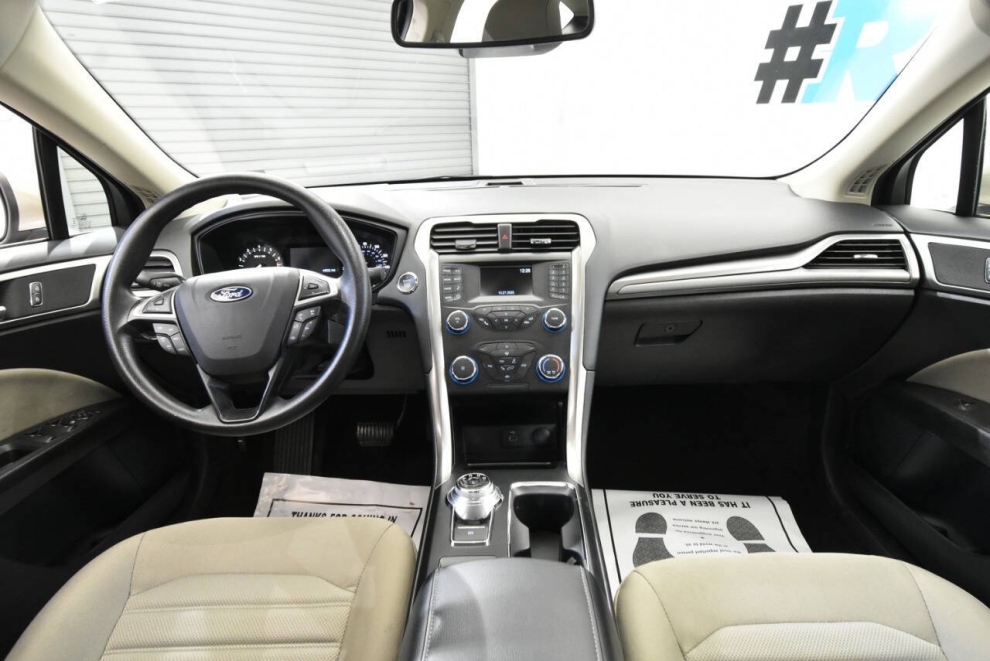 2019 Ford Fusion S 4dr Sedan, Beige, Mileage: 44,023 - photo 16