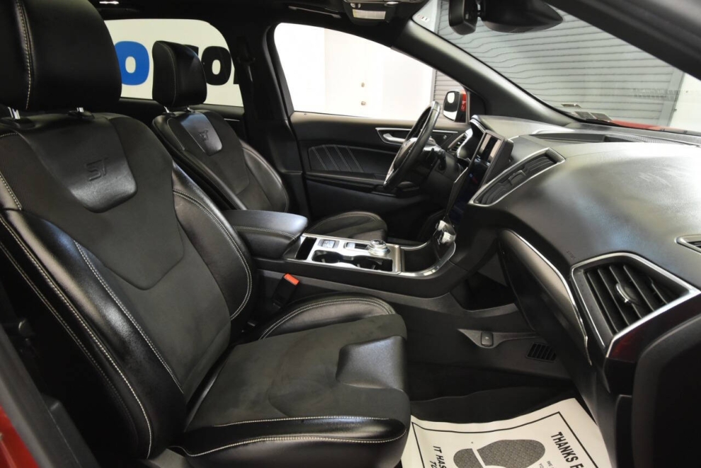 2021 Ford Edge ST AWD 4dr Crossover, Red, Mileage: 70,932 - photo 14