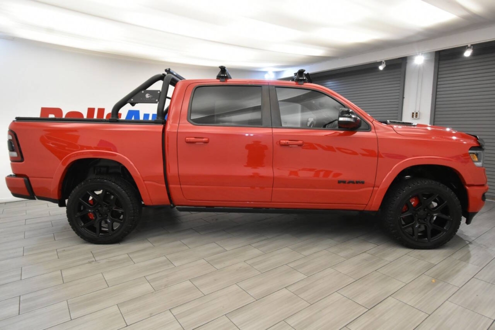 2021 RAM 1500 Laramie 4x4 4dr Crew Cab 5.6 ft. SB Pickup, Red, Mileage: 61,328 - photo 5