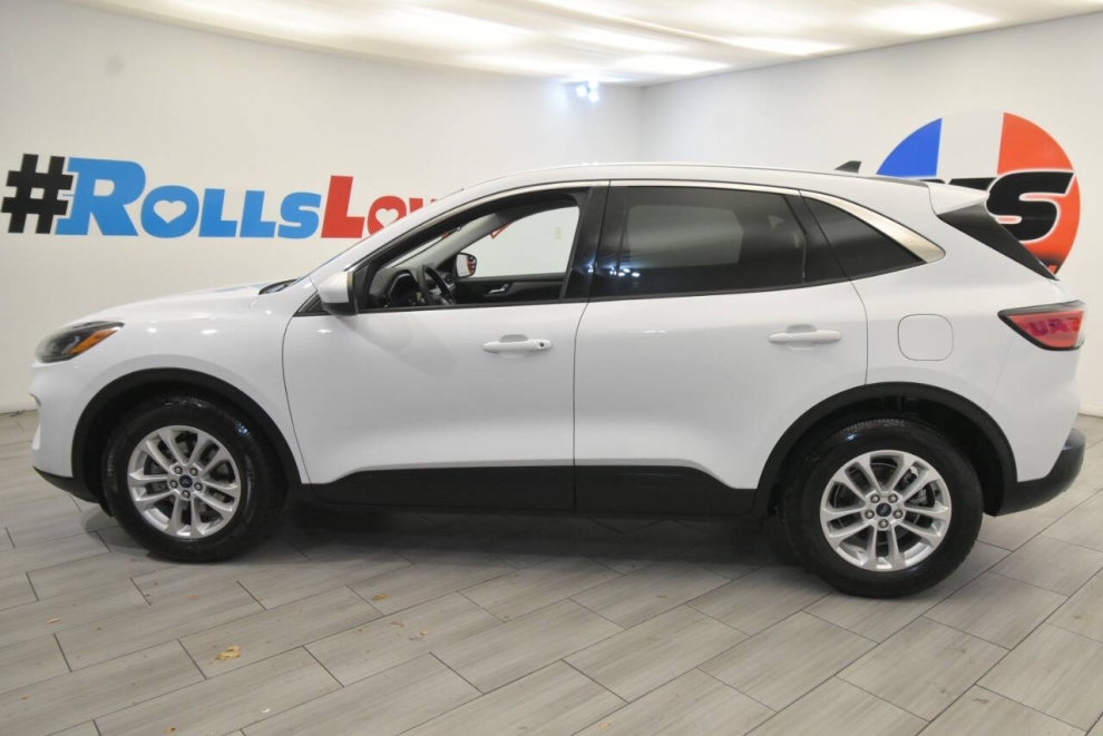 2021 Ford Escape SE 4dr SUV, White, Mileage: 55,510 - photo 1