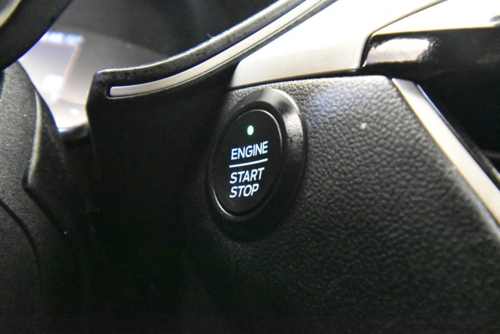 2021 Ford Escape SE 4dr SUV, White, Mileage: 55,510 - photo 23