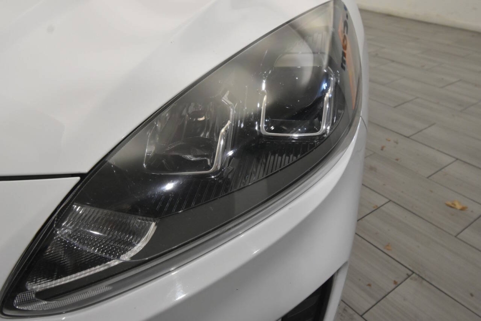 2021 Ford Escape SE 4dr SUV, White, Mileage: 55,510 - photo 8