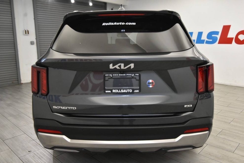 2024 Kia Sorento S AWD 4dr SUV, Gray, Mileage: 58,884 - photo 3