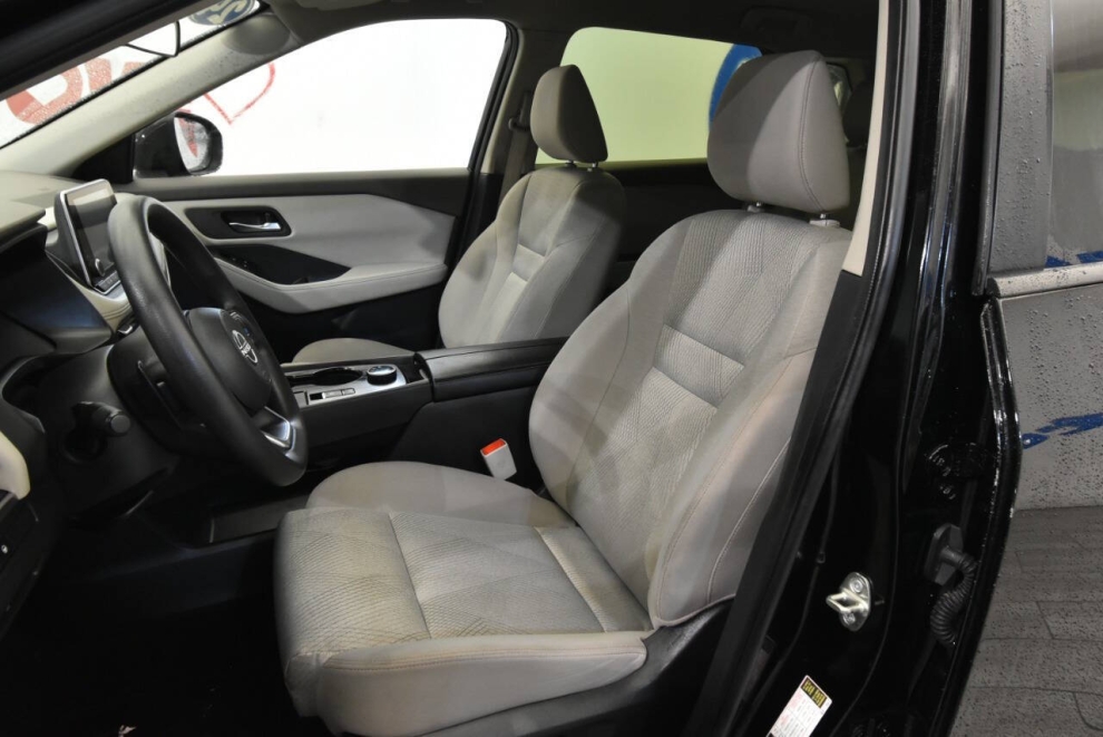 2024 Nissan Rogue SV AWD 4dr Crossover, Black, Mileage: 47,447 - photo 10