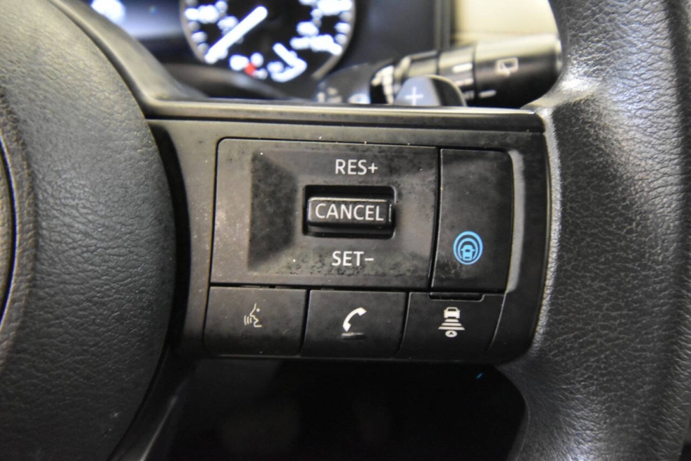 2024 Nissan Rogue SV AWD 4dr Crossover, Black, Mileage: 47,447 - photo 25