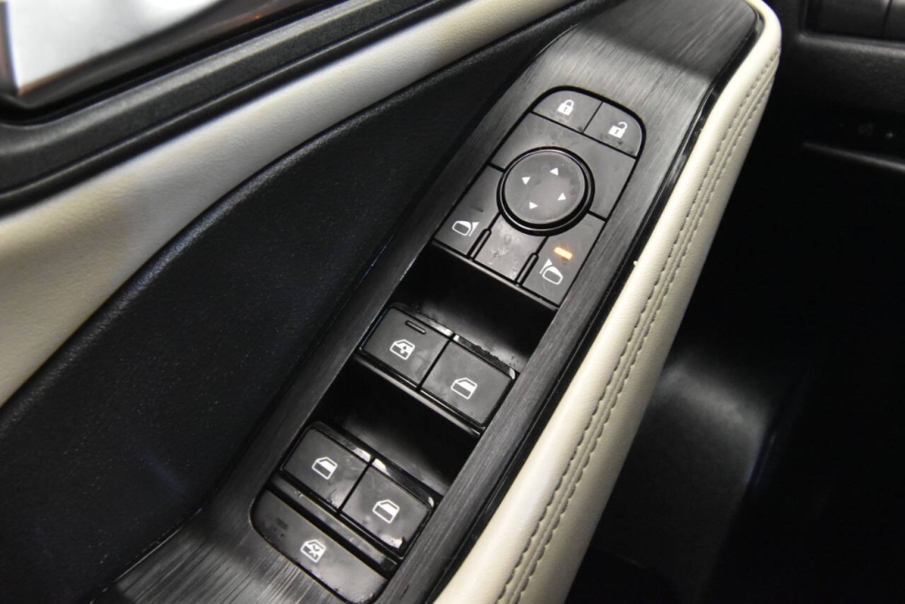 2024 Nissan Rogue SV AWD 4dr Crossover, Black, Mileage: 47,447 - photo 28