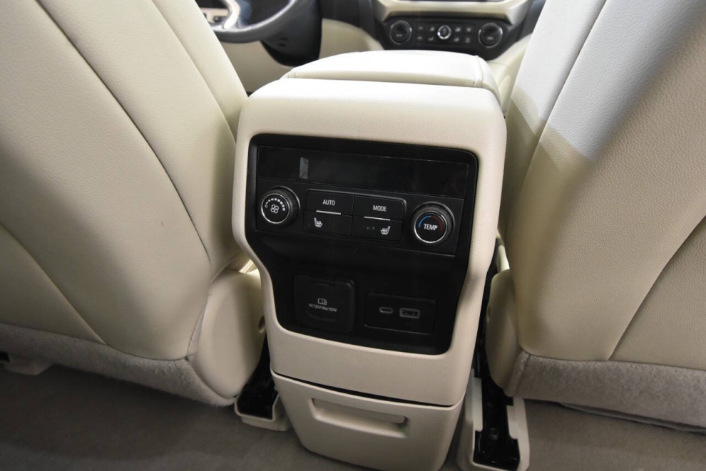 2022 GMC Acadia Denali 4x4 4dr SUV, White, Mileage: 97,616 - photo 17