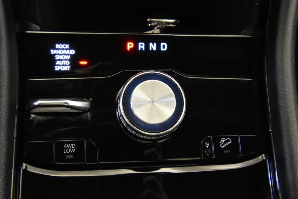 2021 Jeep Grand Cherokee L Overland 4x4 4dr SUV, Black, Mileage: 91,615 - photo 20