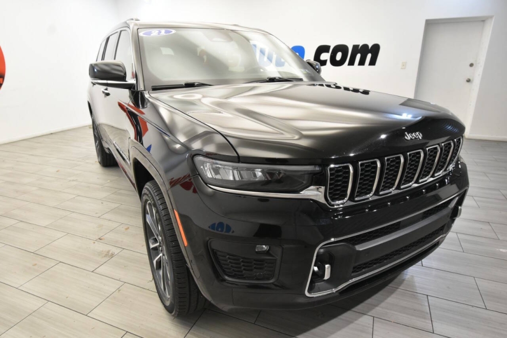 2021 Jeep Grand Cherokee L Overland 4x4 4dr SUV, Black, Mileage: 91,615 - photo 7