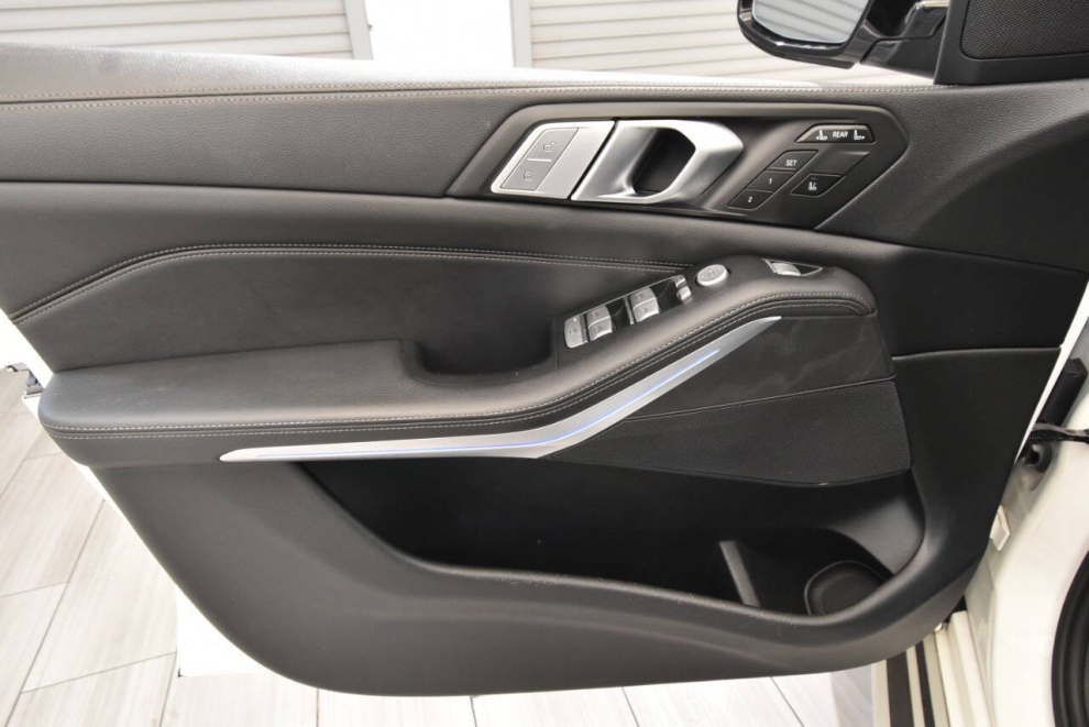 2019 BMW X7 xDrive40i AWD 4dr Sports Activity Vehicle, White, Mileage: 95,617 - photo 12