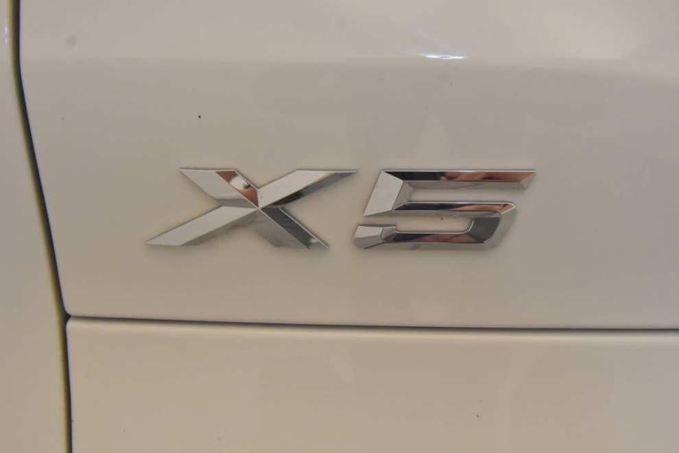 2020 BMW X5 xDrive40i AWD 4dr Sports Activity Vehicle, White, Mileage: 87,558 - photo 29