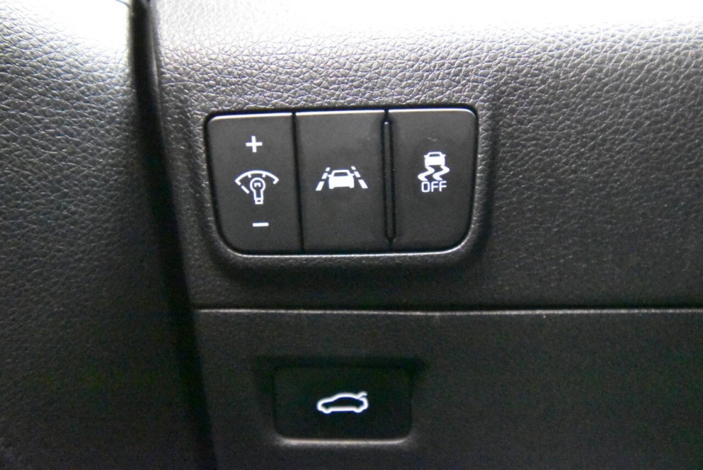 2023 Kia K5 LXS 4dr Sedan, Pearl, Mileage: 51,130 - photo 28