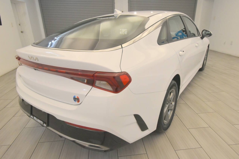 2023 Kia K5 LXS 4dr Sedan, Pearl, Mileage: 51,130 - photo 4