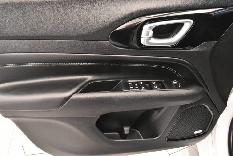 2022 Jeep Compass High Altitude, White, Mileage: 20,094 - photo 12