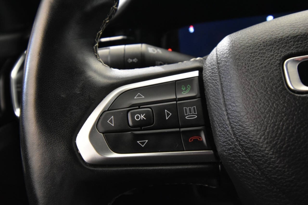 2022 Jeep Compass High Altitude, White, Mileage: 20,094 - photo 25