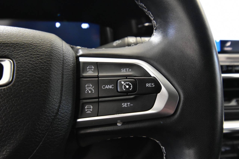 2022 Jeep Compass High Altitude, White, Mileage: 20,094 - photo 26