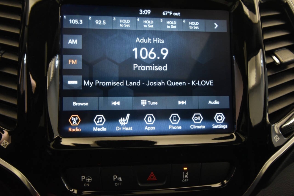 2021 Jeep Cherokee Limited 4x4 4dr SUV, Gray, Mileage: 85,308 - photo 21