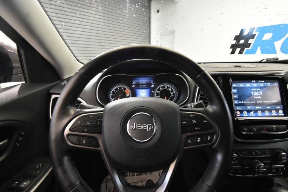 2021 Jeep Cherokee Limited 4x4 4dr SUV, Gray, Mileage: 85,308 - photo 25