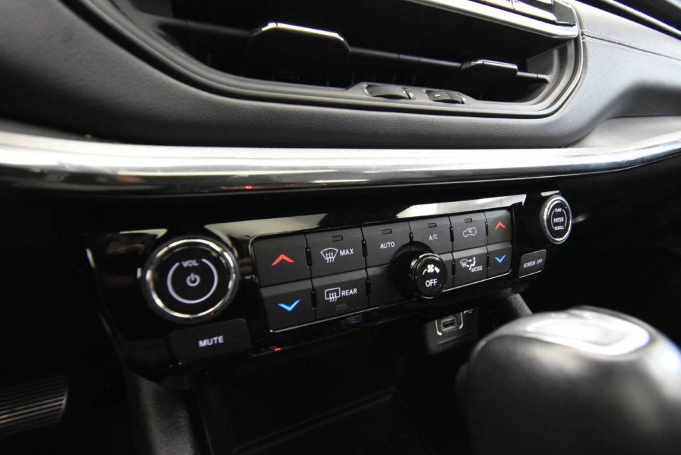 2022 Jeep Compass High Altitude, White, Mileage: 24,649 - photo 19