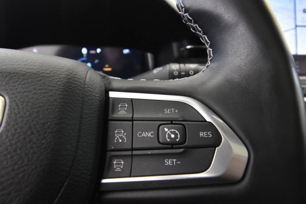 2022 Jeep Compass High Altitude, White, Mileage: 24,649 - photo 24