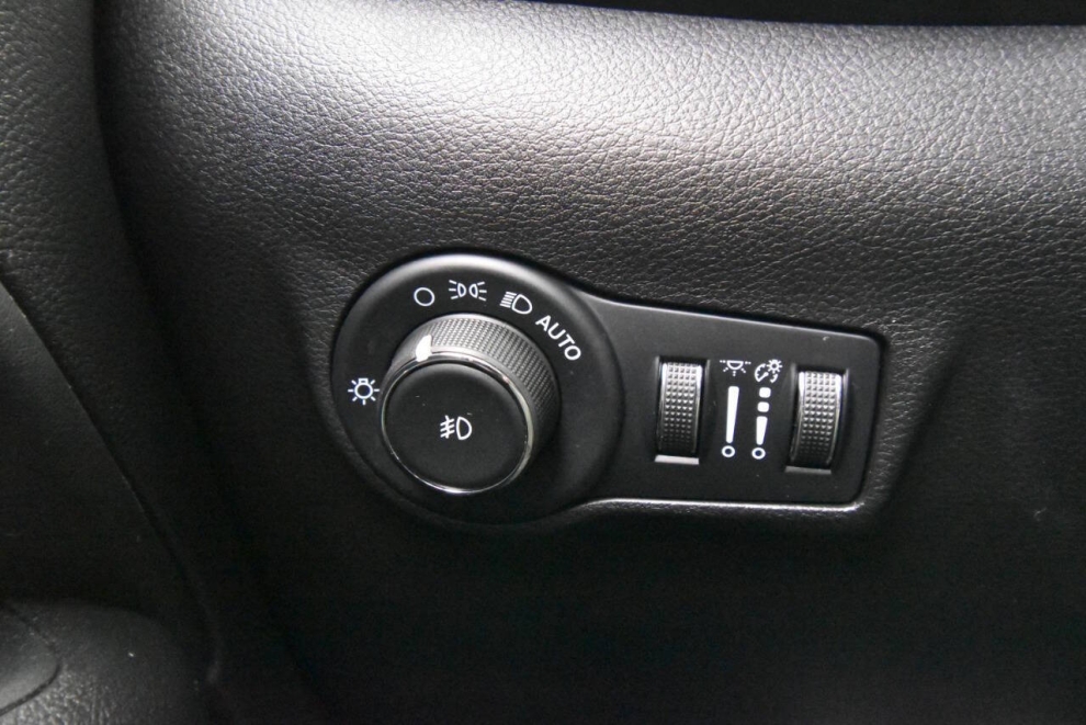 2022 Jeep Compass High Altitude, White, Mileage: 24,649 - photo 26