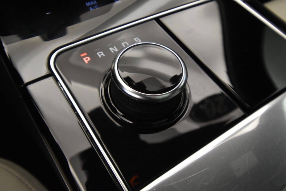 2020 Land Rover Range Rover Velar P340 S AWD 4dr SUV, White, Mileage: 92,159 - photo 18