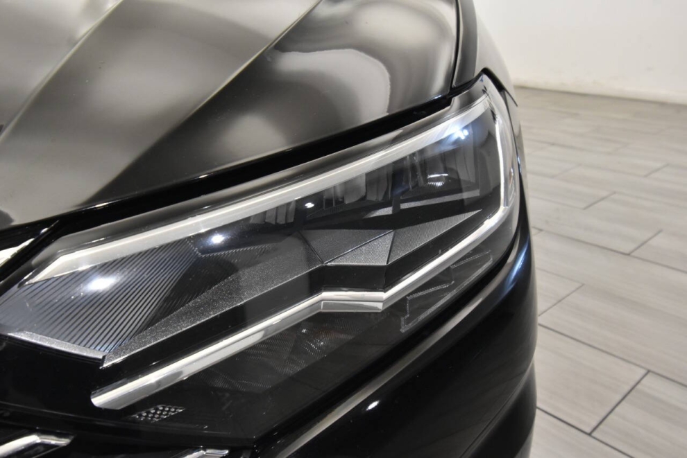 2019 Volkswagen Jetta SE, Black, Mileage: 92,281 - photo 8