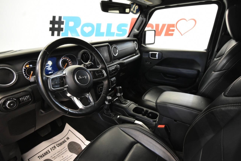 2021 Jeep Wrangler Unlimited Sahara, Black, Mileage: 46,566 - photo 11