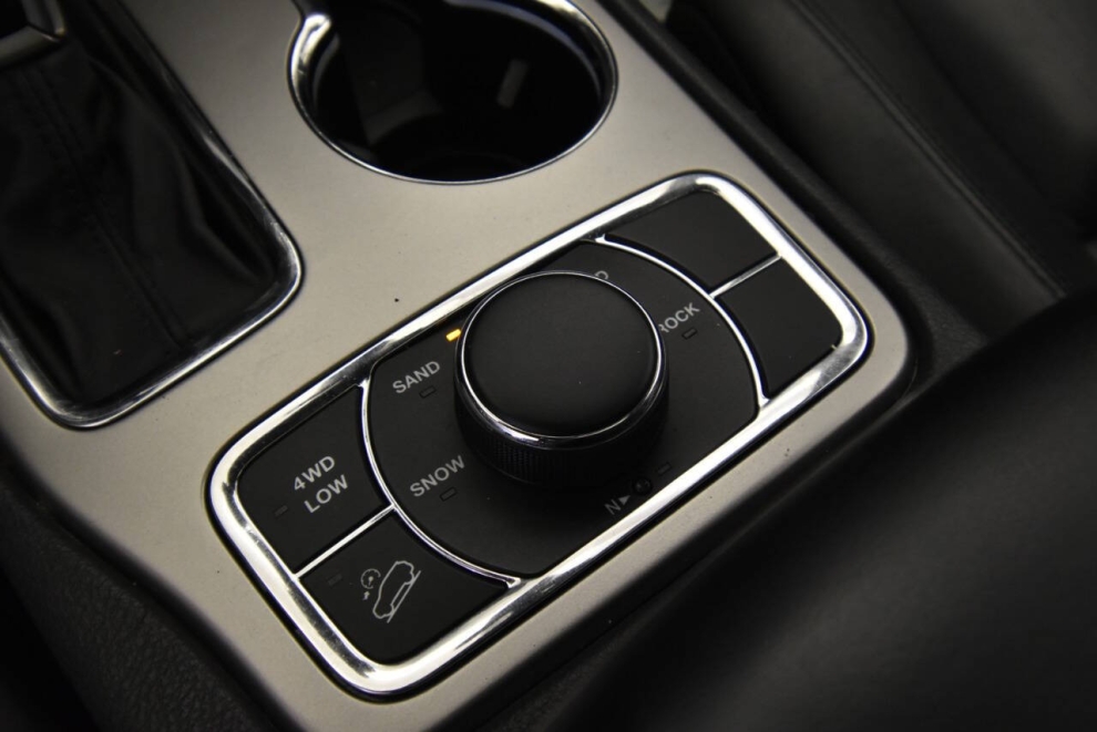 2018 Jeep Grand Cherokee Limited, Blue, Mileage: 100,609 - photo 19