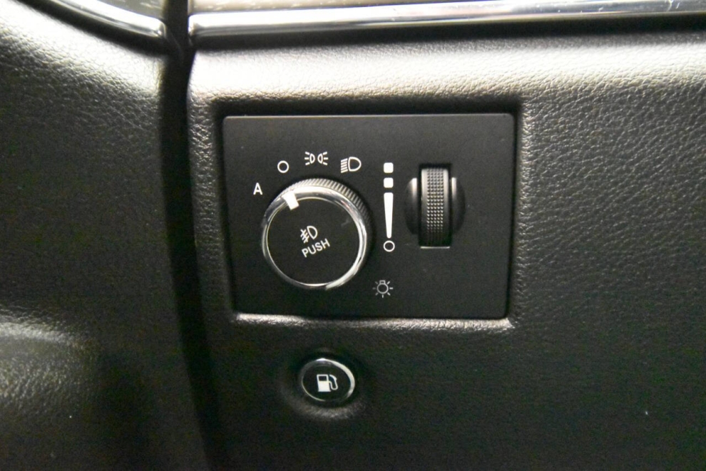 2018 Jeep Grand Cherokee Limited, Blue, Mileage: 100,609 - photo 30