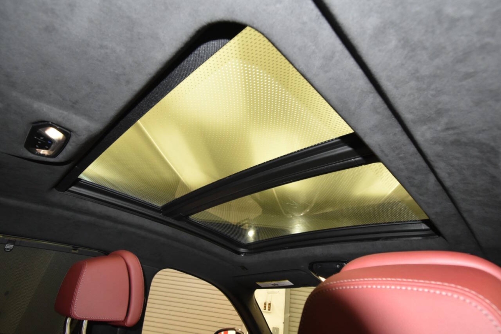 2022 BMW X6 M50i AWD 4dr Sports Activity Coupe, Black, Mileage: 63,904 - photo 16