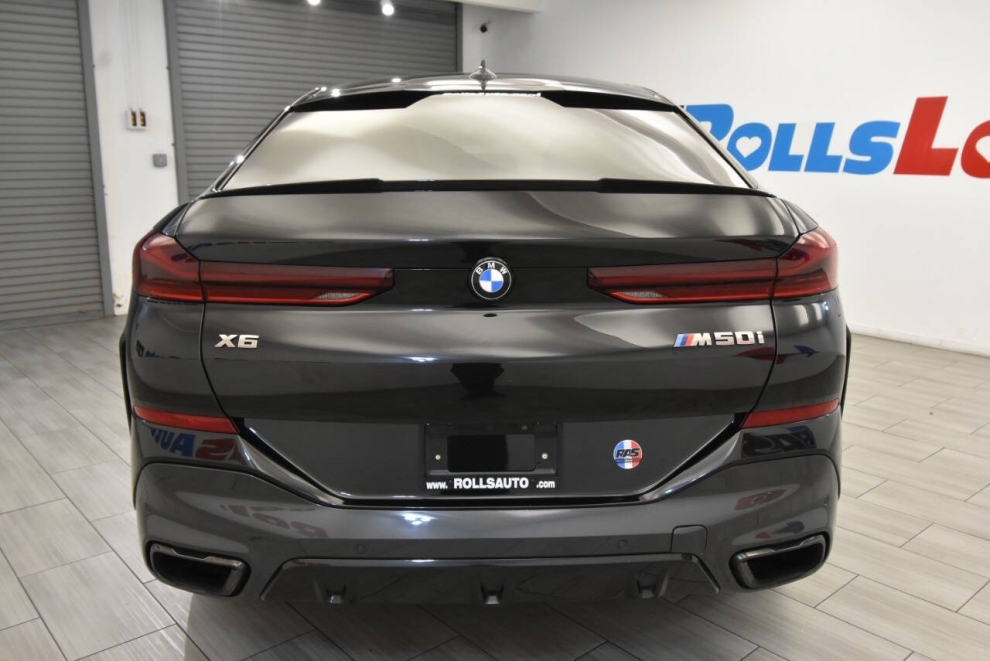2022 BMW X6 M50i AWD 4dr Sports Activity Coupe, Black, Mileage: 63,904 - photo 3
