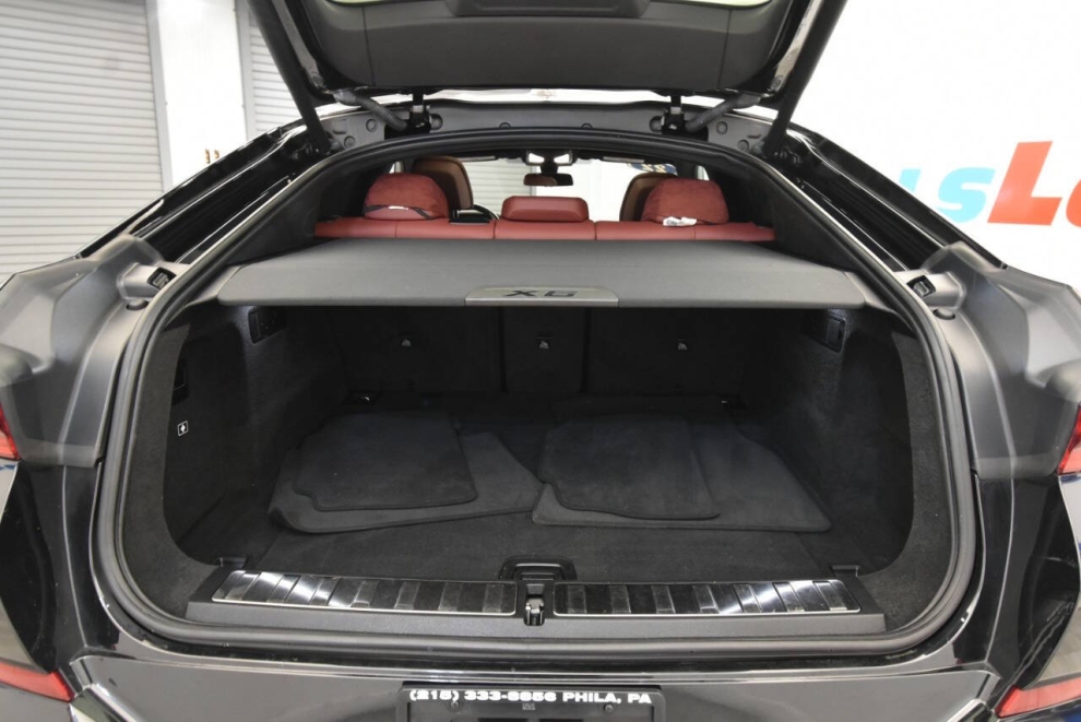 2022 BMW X6 M50i AWD 4dr Sports Activity Coupe, Black, Mileage: 63,904 - photo 34