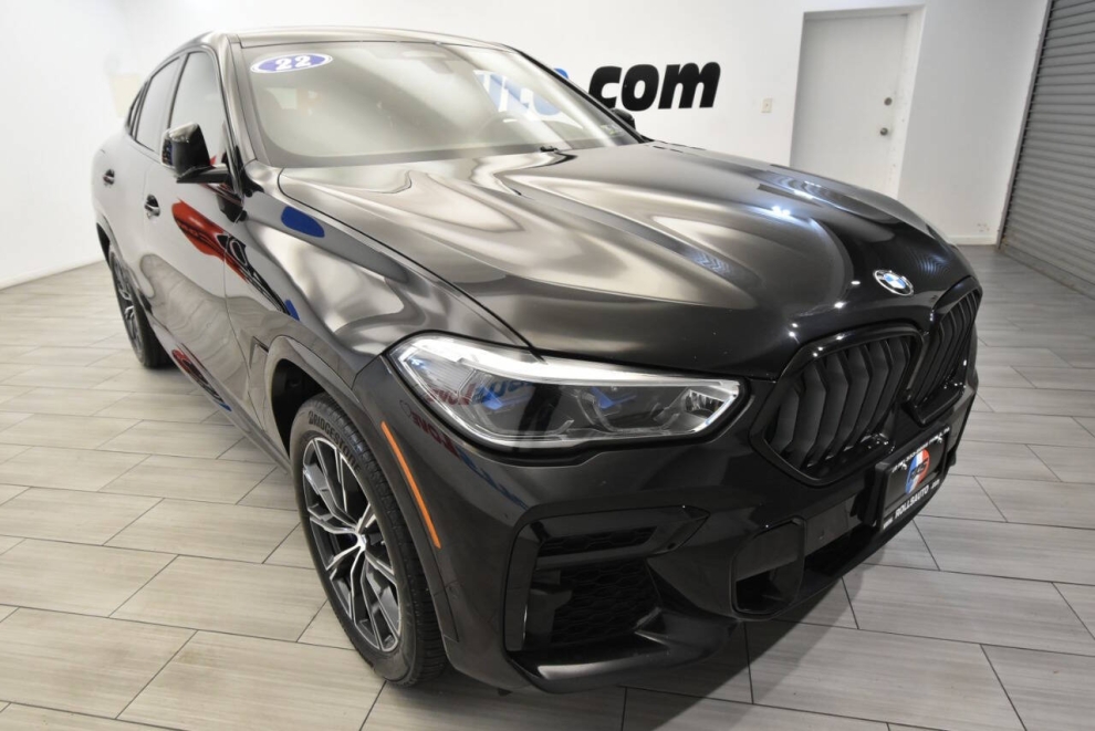 2022 BMW X6 M50i AWD 4dr Sports Activity Coupe, Black, Mileage: 63,904 - photo 6