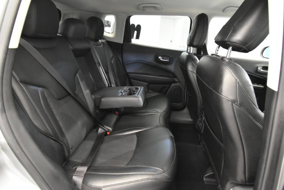 2020 Jeep Compass Altitude, Silver, Mileage: 84,018 - photo 15