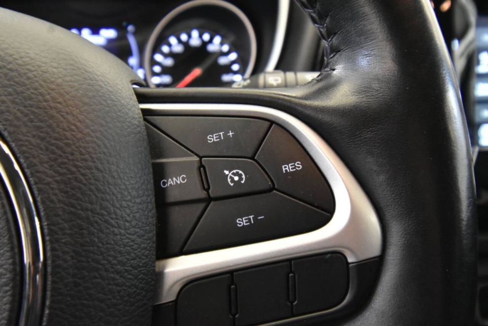 2020 Jeep Compass Altitude, Silver, Mileage: 84,018 - photo 27