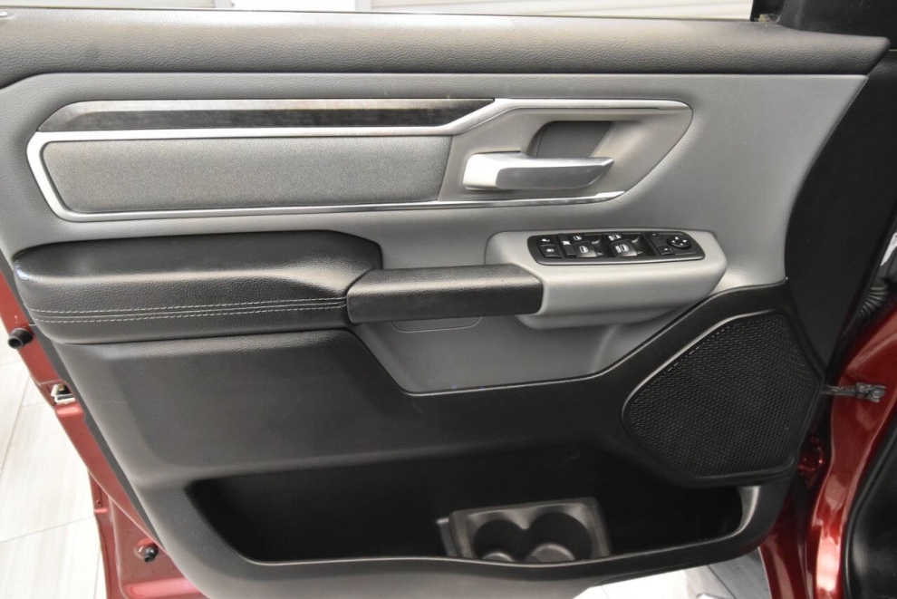 2019 RAM 1500 Big Horn 4x4 4dr Crew Cab 5.6 ft. SB Pickup, Red, Mileage: 92,830 - photo 12