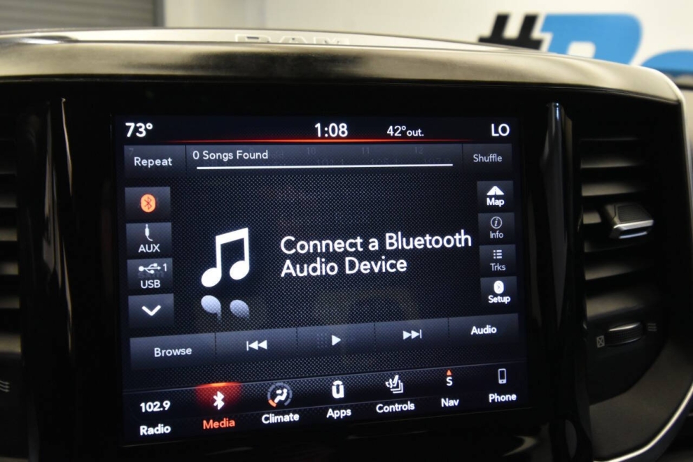 2019 RAM 1500 Big Horn 4x4 4dr Crew Cab 5.6 ft. SB Pickup, Red, Mileage: 92,830 - photo 21