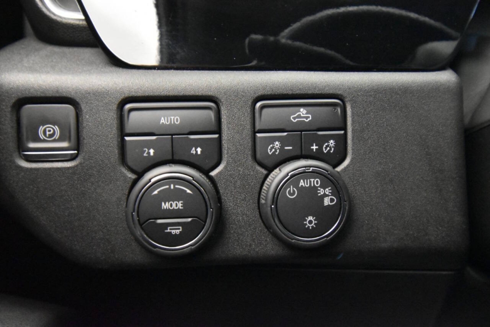 2023 Chevrolet Silverado 1500 LT, Black, Mileage: 56,336 - photo 27