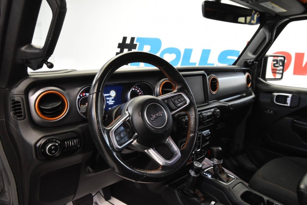 2021 Jeep Gladiator Mojave 4x4 4dr Crew Cab 5.0 ft. SB, Gray, Mileage: 78,577 - photo 14