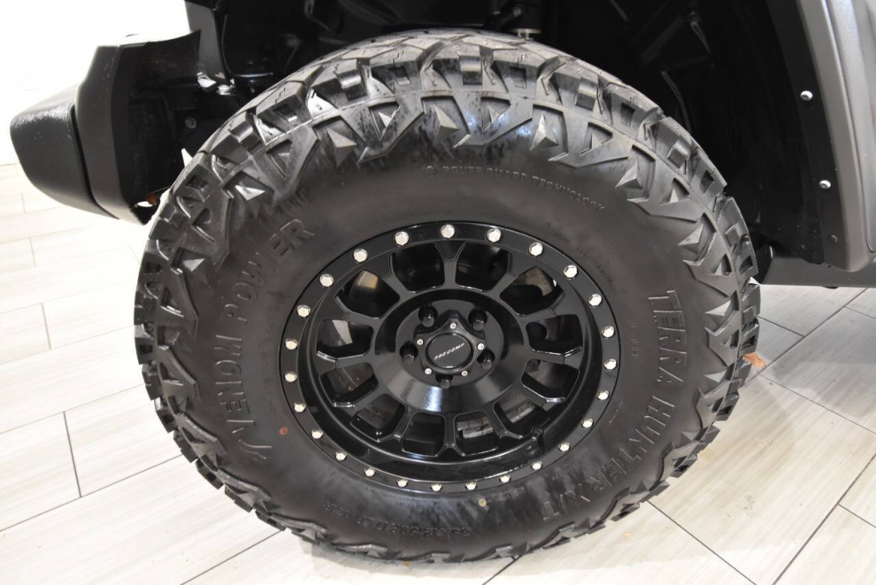 2021 Jeep Gladiator Mojave 4x4 4dr Crew Cab 5.0 ft. SB, Gray, Mileage: 78,577 - photo 9