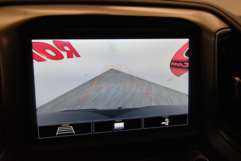 2020 Chevrolet Silverado 1500 LT Trail Boss, Black, Mileage: 61,376 - photo 19