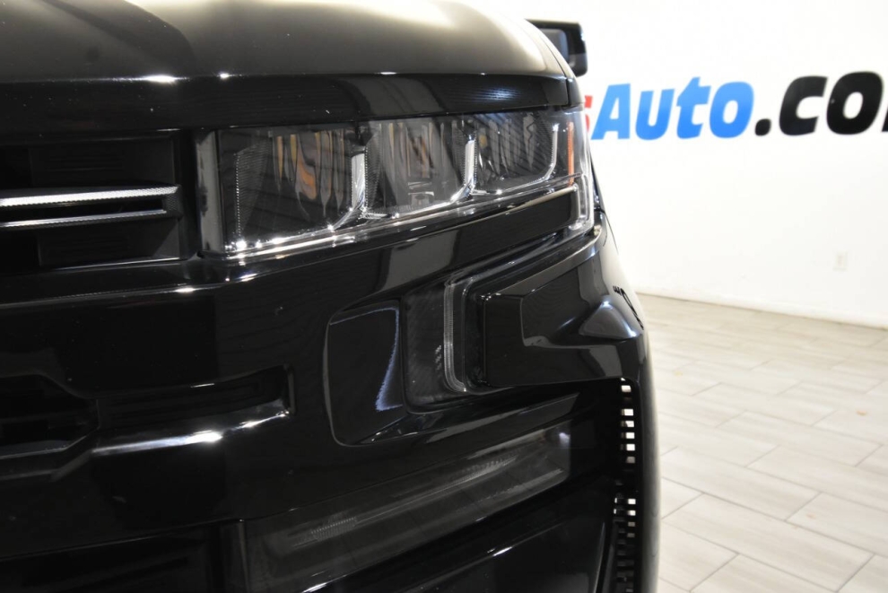 2020 Chevrolet Silverado 1500 LT Trail Boss, Black, Mileage: 61,376 - photo 8